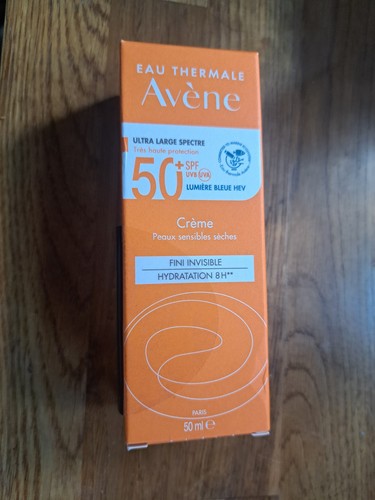 Avene very high - avene, protection